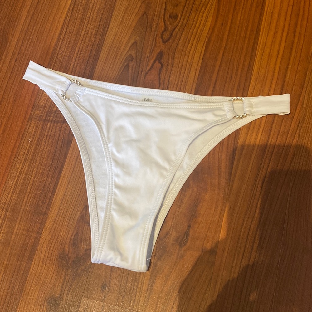 Bikini bottoms